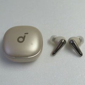 【中古品】 ANKER Soundcore Liberty 4 A3953 アンカー ワイヤレスイヤホン シャンパンゴールド 送料無料！