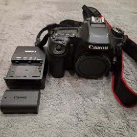 Canon EOS 80D デジタル一眼レフカメラ 本体