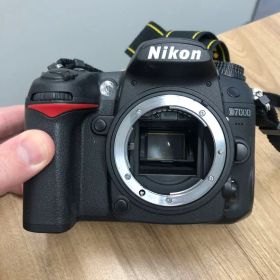 Nikon D7000 18-105ｍｍレンズキットデジタル一眼レフカメラ