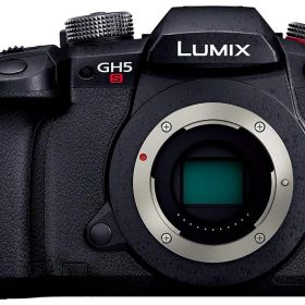 【30日保証/新品/即納】パナソニック ミラーレス一眼カメラ ルミックス GH5S ボディ ブラック DC-GH5S-K