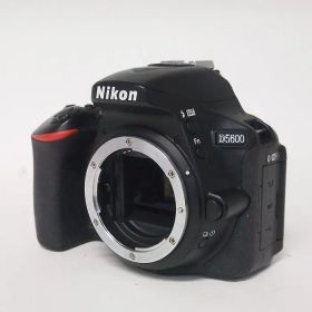 【中古】(ニコン) Nikon D5600 ボデイ