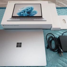 展示品 Microsoft Surface Laptop Go 3 XK7-00063（XK1-00063同等） Core i5/8GB/SSD256GB アイスブルー