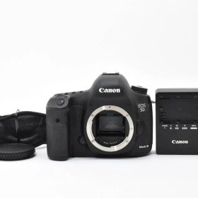 ★美品★《ショット数9,018回》 キヤノン Canon EOS 5D Mark III ボディ 現状品#1506G