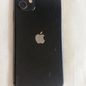 Apple iPhone 11 ブラック 本体