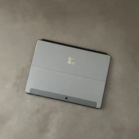 Microsoft Surface GO