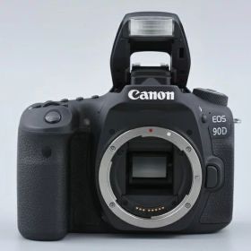 【中古】Canon キヤノン EOS 90D EF-S 18-135mm IS USM レンズキット