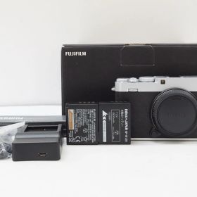 C110916-1)美品 FUJIFILM X-E4 ミラーレス一眼レフ 元箱 予備社外バッテリー付き