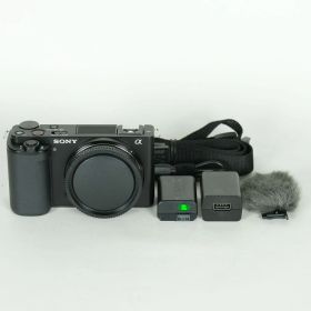 [良品 | シャッター数39,588回] SONY VLOGCAM ZV-E10 [ボディ ブラック] | SONY Eマウント