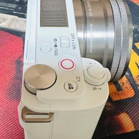 SONY ZV-E10 ホワイト 4K コンパクトデジタルカメラ