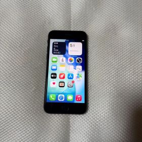 美品 SIMフリー iPhoneSE 第3世代 64GB バッテリー100%