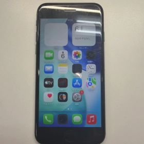 iPhone SE3 64GB ミッドナイト 82%