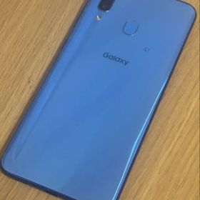 Galaxy A30 64GB ブルー