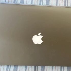 MacBook Pro 15インチ2015 Core i7/16G/256G