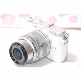 オリンパス(OLYMPUS)のオリンパス★OLYMPUS PEN E-PL10 ホワイト/自撮り/Wi-Fi(ミラーレス一眼)