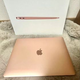 Apple M1チップ搭載13インチMacBook Air