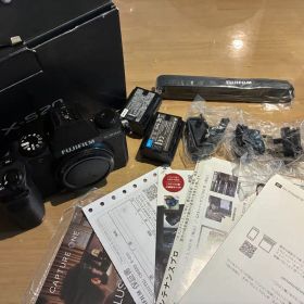 Fujifilm X-S20 ミラーレス一眼 本体