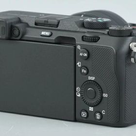 【中古】SONY ソニー α7C ILCE-7CL ズームレンズキット ブラック シャッター回数僅少