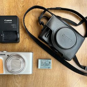 ✨傷なし美品✨Canon PowerShot SX740HS シルバー付属品完備