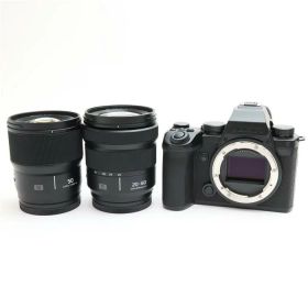 【中古】 《美品》 Panasonic LUMIX S5IIX ダブルレンズキット DC-S5M2XW ブラック [ デジタルカメラ ]