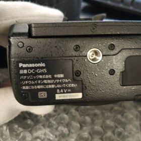 Panasonic デジタル一眼 LUMIX DC-GH5 ボディ ブラック【難有】【最速発送】