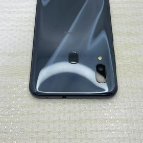 Galaxy A30 ◆ 4GB/64GB / au SOV43 ブラック