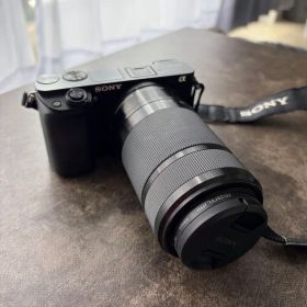 SONY α6000 ミラーレス一眼 望遠レンズ55-210mm付き