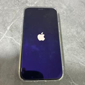 Apple iPhone 12 ブラック