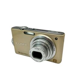 LUMIX 14 mega コンパクトデジタルカメラ ゴールド DMC-FX66