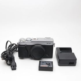 FUJIFILM ミラーレス一眼レフカメラ X-E1 ボディ 1630万画素 シルバー FX-X-E1S