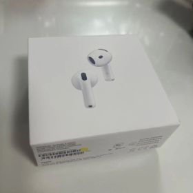 Apple AirPods 4 (アクティブノイズキャンセリング搭載モデル)