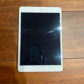 Apple iPad mini第2世代シルバー 本体