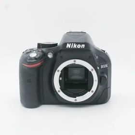 【中古】 (ニコン) Nikon D5200 ボデイ ブラツク【中古カメラ デジタル一眼】 ランク：B