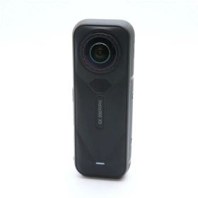 【中古】 《新同品》 Insta360 X5 モーターサイクルバンドル CINSAAHA-X502 【別売標準レンズガード付！】 [ デジタルカメラ ]
