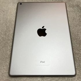 Apple iPad シルバー 本体 第6世代 128GB