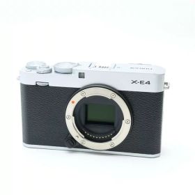 【中古】 《良品》 FUJIFILM X-E4 ボディ シルバー [ デジタルカメラ ]