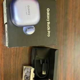 Galaxy Buds Pro phantom violet