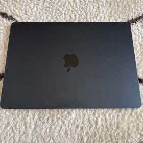 Apple MacBook Air M3 2024