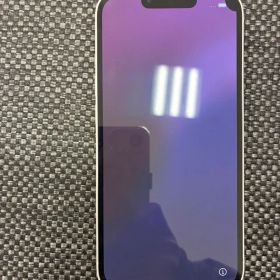 Apple iPhone 13 ホワイト 本体