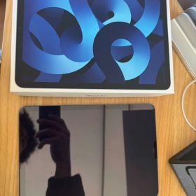 iPad Air (第5世代) 64GB SmartKeyboardFolio他