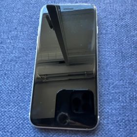 iPhone SE 第2世代 64G