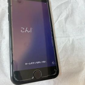 Apple iPhone SE2 (128GB, ブラック)