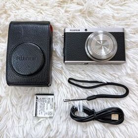 【動作確認済み】FUJIFILM フジフィルム XF1 富士 Xシステム デジタルカメラ コンパクトデジタルカメラ ブラック シルバー 黒 付属品あり