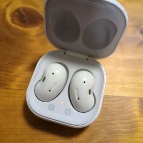 Galaxy Buds Live SM-R180 ホワイト