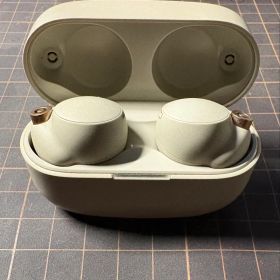 ◼︎wf-1000xm4 SONY プラチナシルバー/動作OK/ワイヤレスイヤホン