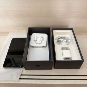 Apple iPhone 8 ブラック64GB（SIMフリー）