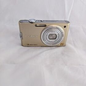 ★美品★Panasonic LUMIX DMC-FX66 コンパクトデジタルカメラ #01276