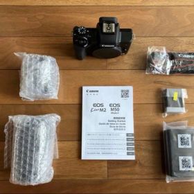 日本製 Canon キャノンEOS Kiss M2 ダブルズームキット ブラック
