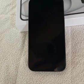 Apple iPhone 15 ブラック 本体