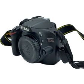 Nikon◆デジタル一眼カメラ D3200 ボディ [ブラック]