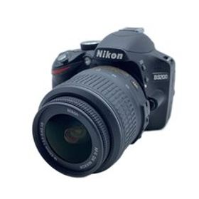 Nikon◆デジタル一眼カメラ D3200 200mm ダブルズームキット [ブラック]